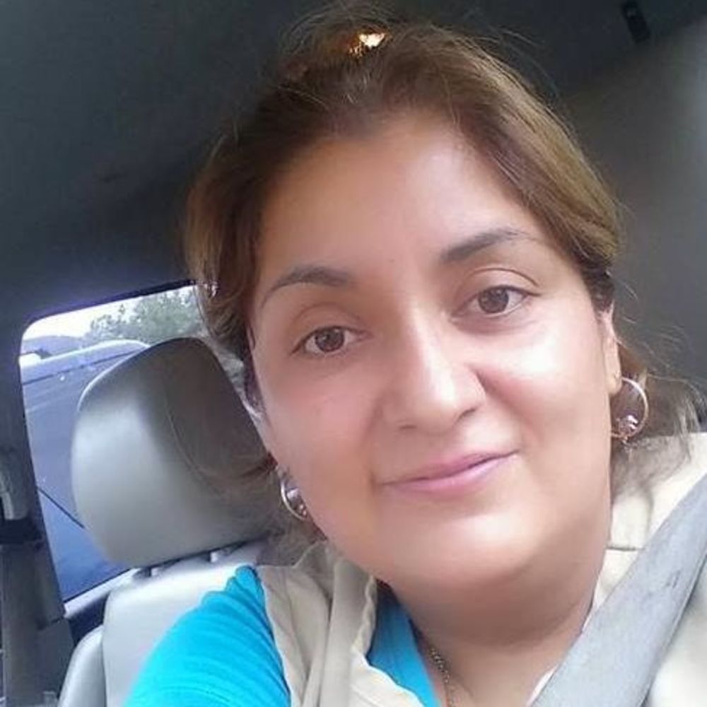 Meet your Posher, Juanis